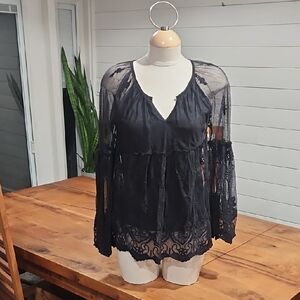 Chic Black Lace Women's Blouse Sz Xs. Linned Babydoll Style.